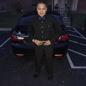 Meet your Posher, Amari